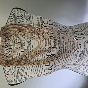 Elegant Gold Layered Necklace